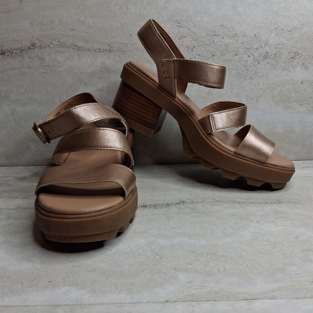 Ladies Sorels Joanie Heel Ankle Strap Bronze Sandals Chunky Heel Size 7 EUC